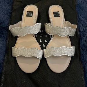 White House black market Sandals size 8